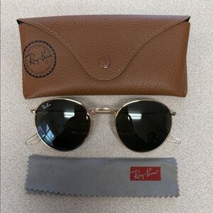 Ray-Ban Classic Gold Frame Sunglasses